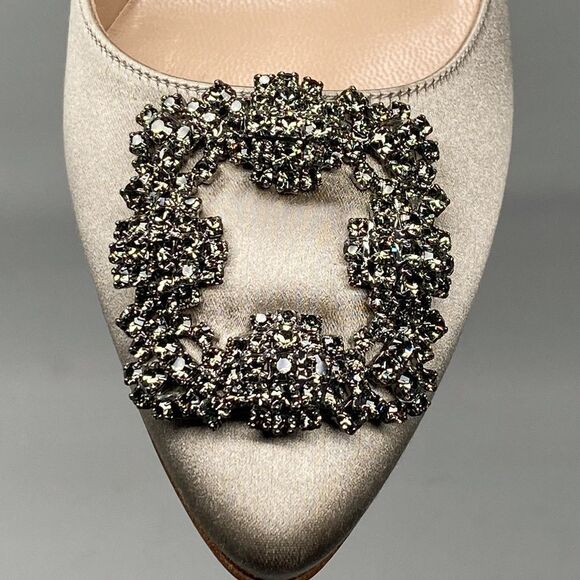 Manolo Blahnik Hangisi 70 Embellished Satin Pumps size 37 - Picture 7 of 13